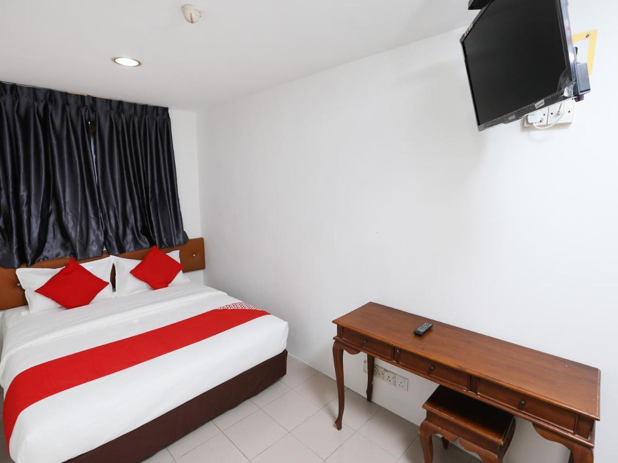 Oyo 89672 Eg Hotel Jj Johor Bahru Ngoại thất bức ảnh