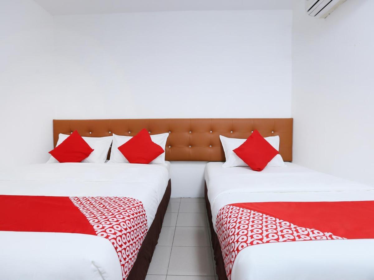 Oyo 89672 Eg Hotel Jj Johor Bahru Ngoại thất bức ảnh