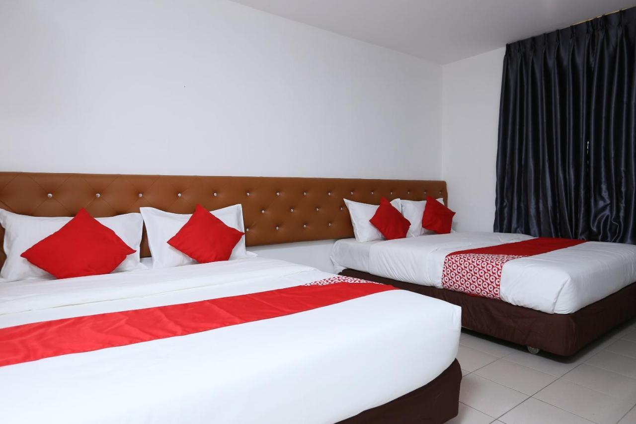 Oyo 89672 Eg Hotel Jj Johor Bahru Ngoại thất bức ảnh